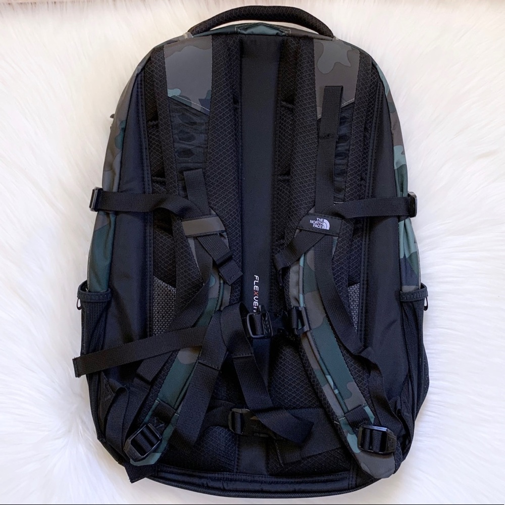 The North Face Borealis Backpack - Picture 4 of 8